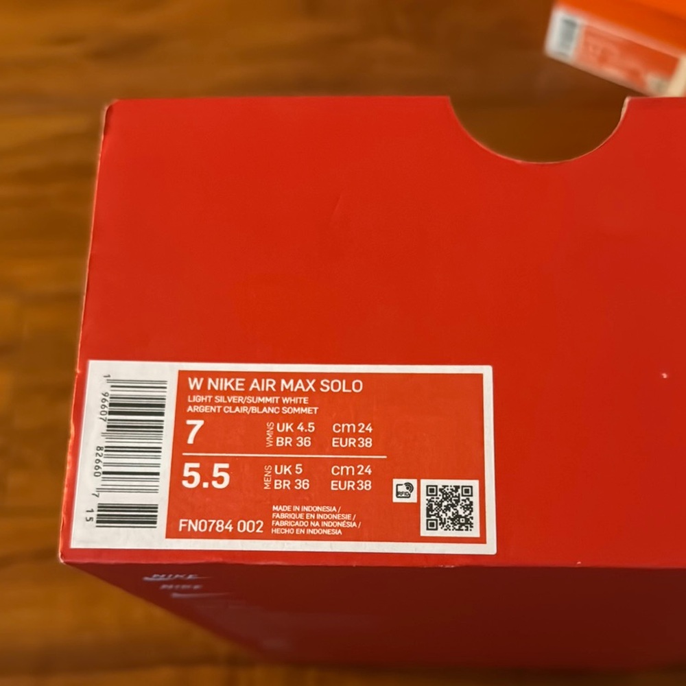Nike Air Max Solo Sneakers